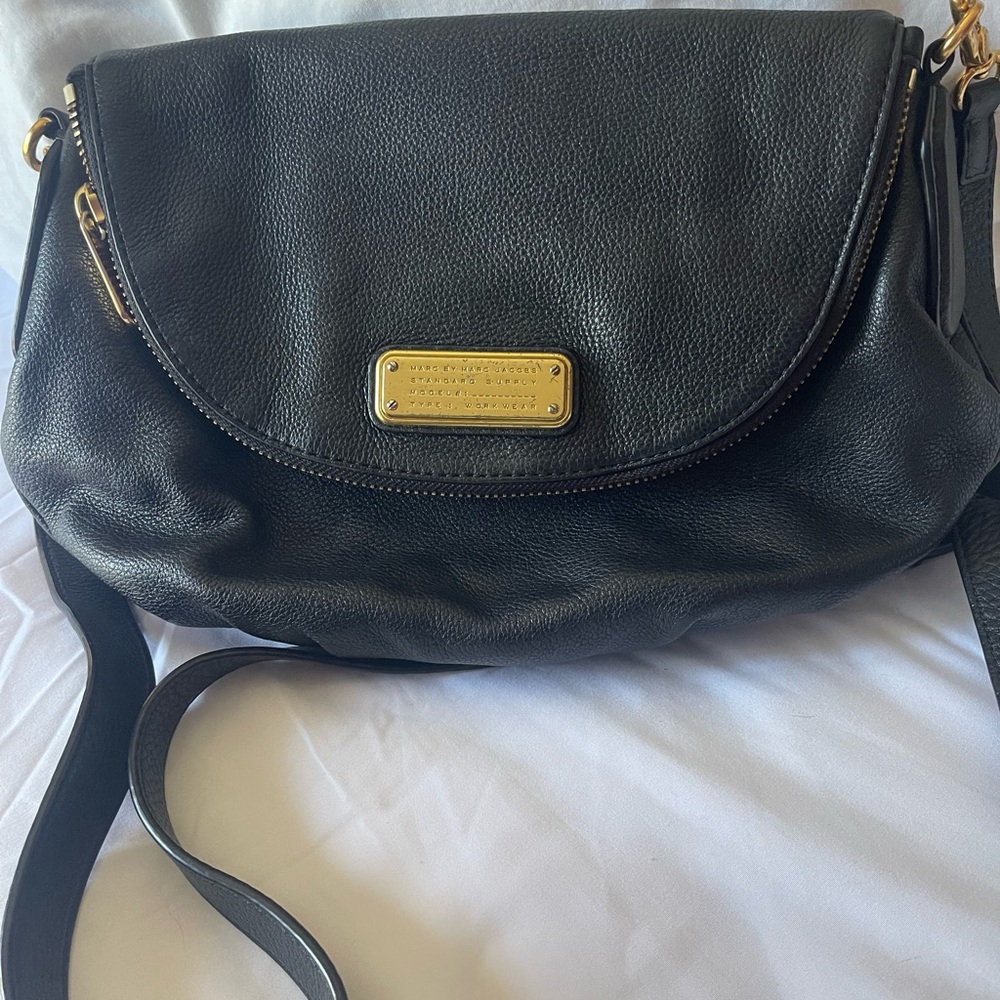 Marc Jacobs Black Pebble Natasha Crossbody Bag